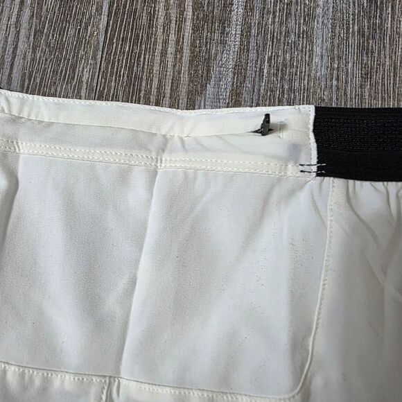 Nike Aeroswift DRI-FIT ADV 2" Lined Running Shorts L White Black FN3349-010 New - Picture 8 of 16
